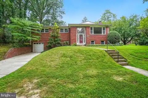 Bright Bethesda Retreat with Flexible Living Spaces