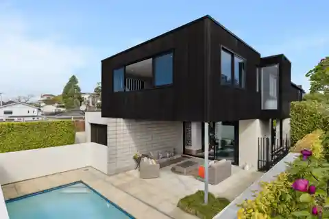 Perfection from a Top Architect and Builder