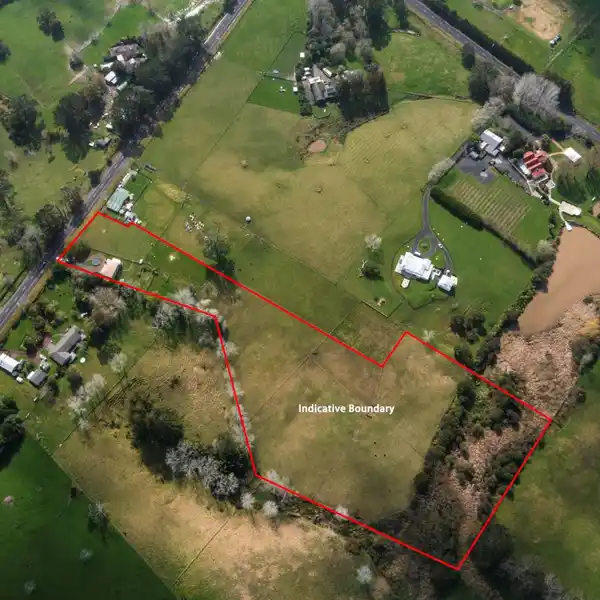 PRIME LIFESTYLE ACREAGE WITH CITY VIEWS