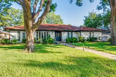 Modern Luxury with a Private Backyard Oasis
