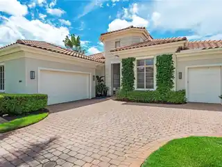 Resort Style Living in Grey Oaks