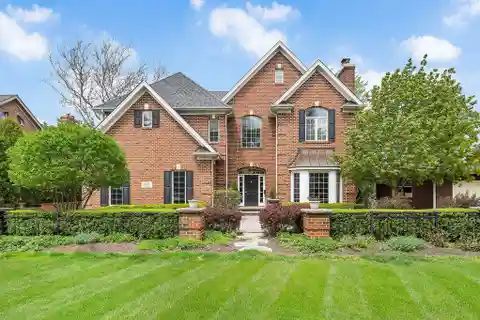 Luxury Lifestyle in an Amazing In-town Location