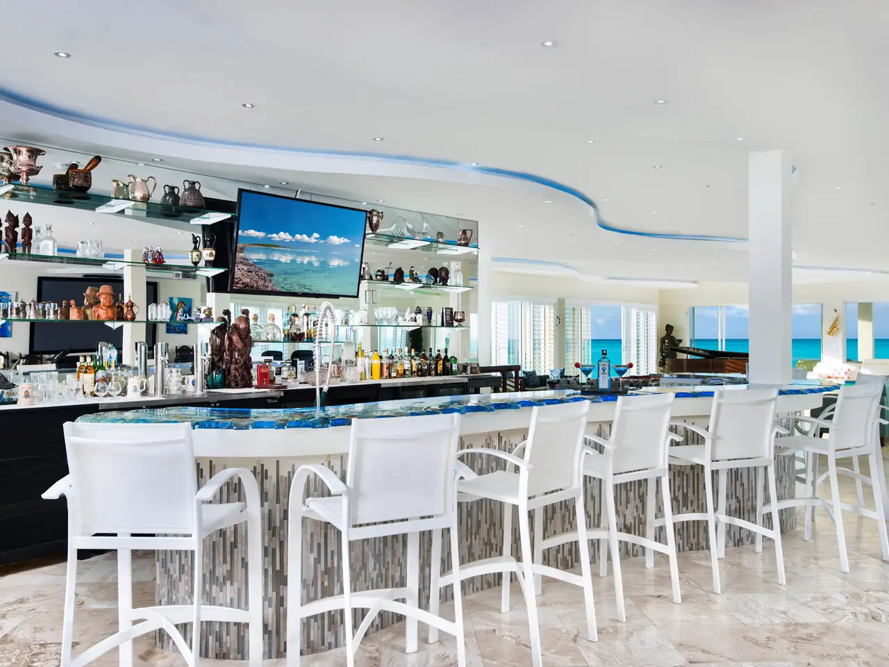 Impulse on Grace Bay Beach