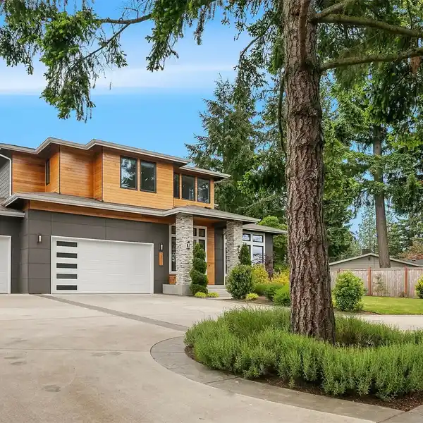 ELEVATED LIVING ON A HUGE SUNNY LOT