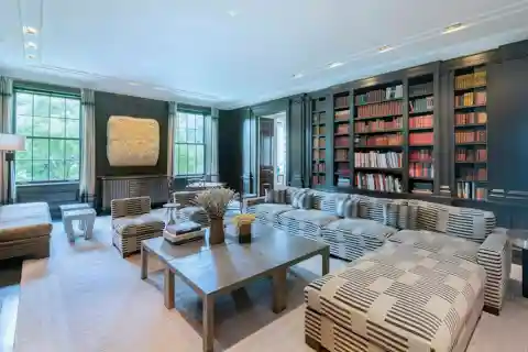 Magnificent Full-Floor Residence