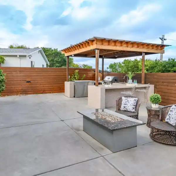 PRIVATE SANCTUARY WITH BREATHTAKING VIEWS