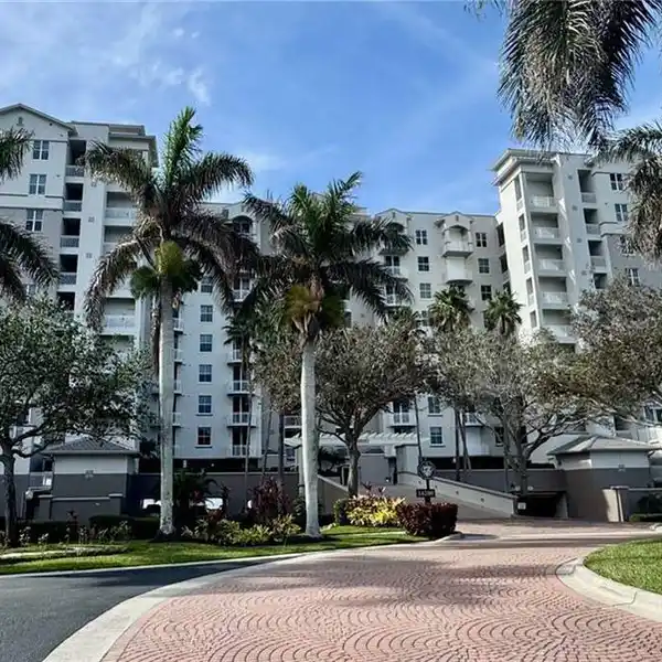 RIVERFRONT LUXURY LIVING IN GULF HARBOUR YACHT AND COUNTRY CLUB