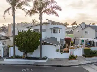 Spacious Home in Coveted Newport Shores