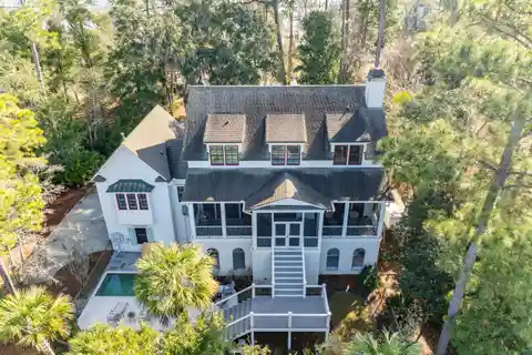 Waterfront Living on Exclusive Deer Island