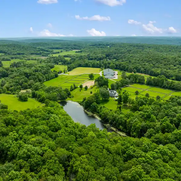 PROMINENT 55-ACRE EQUESTRIAN PROPERTY