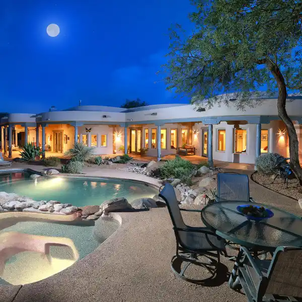 TIMELESS CHARM MEETS DESERT LUXURY LIVING