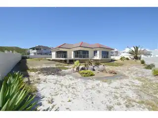 Live the Ultimate Coastal Lifestyle