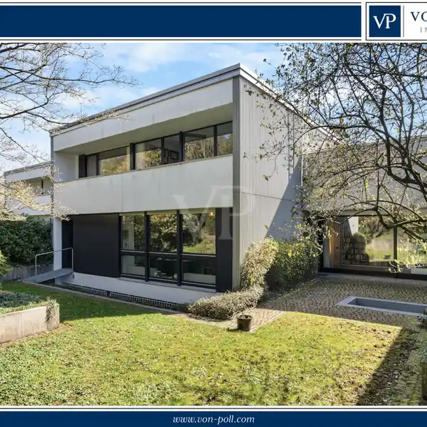 TIMELESS CLASSIC ON A DREAM PROPERTY – BAUHAUS ICON OF THE 70S