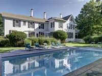 WONDERFUL SIX BEDROOM VICTORIAN HOME