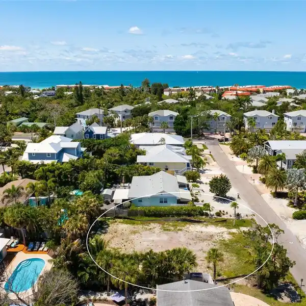NEW CONSTRUCTION OPPORTUNITY IN HOLMES BEACH