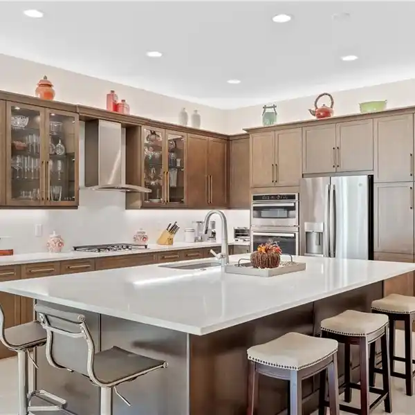 SOUGHT-AFTER FLOORPLAN IN THE HEART OF VALENCIA TRAILS