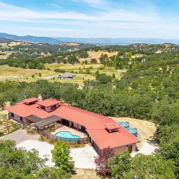 SERENE LIVING ON 6.62 GATED ACRES