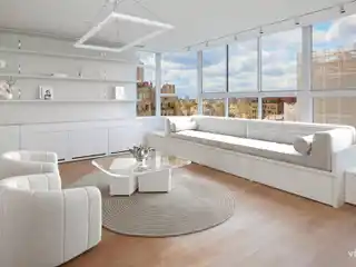 Mint Two Bedroom Condo off Park Avenue