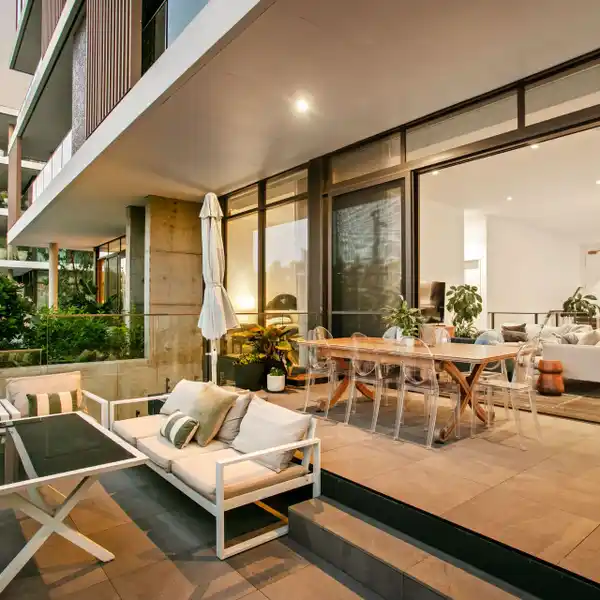 METICULOUSLY DESIGNED LUXURY APARTMENT