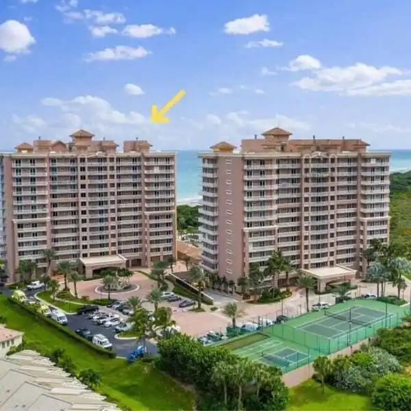 DIRECT OCEANFRONT LUXURY WITH EXPANSIVE VIEWS