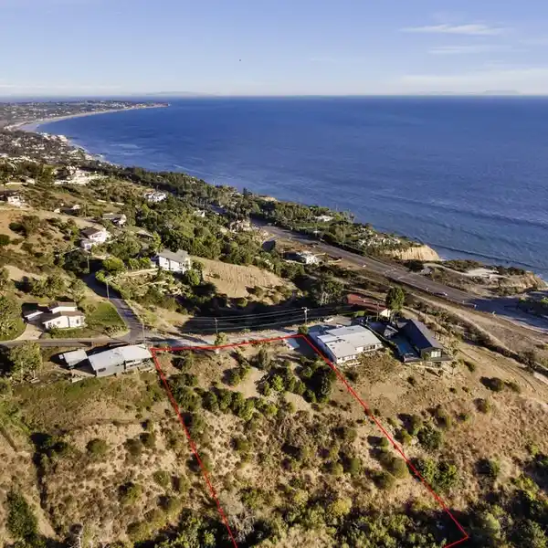 BUILD YOUR OCEAN-VIEW DREAM HOME
