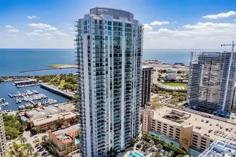 Sleek Contemporary Condo with Expansive Terraces