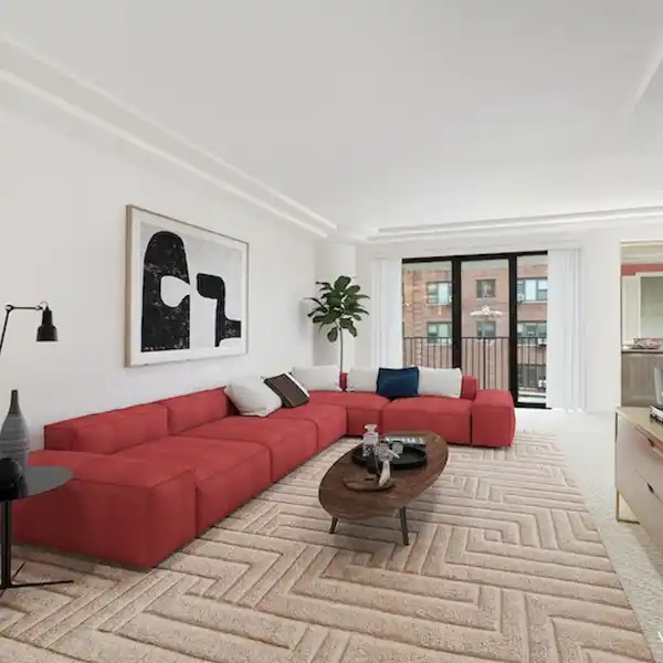 SPACIOUS RENOVATED CORNER 5 ROOM APARTMENT