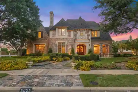 Artfully Designed Estate with Private Outdoor Oasis