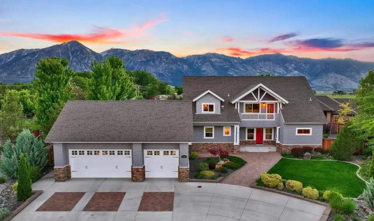 An Architecturally Stunning Home with Understated Elegance