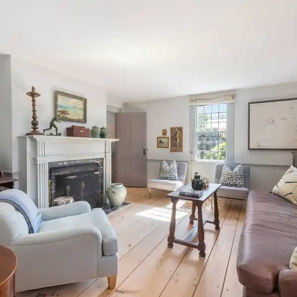 PURE SAG HARBOR PERFECTION