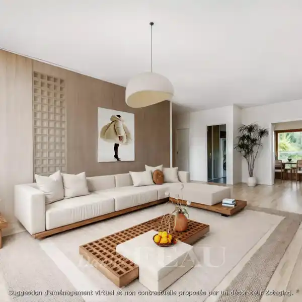FIRST FLOOR APARTMENT IN A RENOVATED BUILDING
