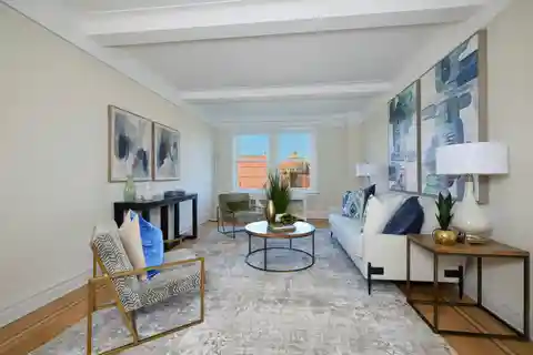 Refreshed High-Floor Classic 7