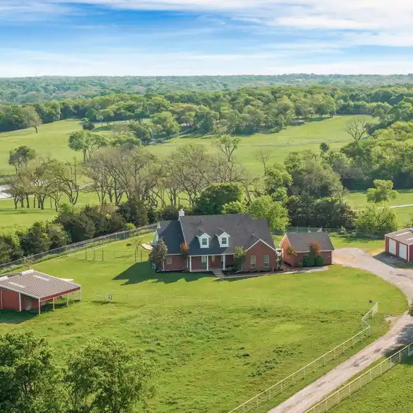 DREAM RETREAT WITH PRIVACY AND SPACE
