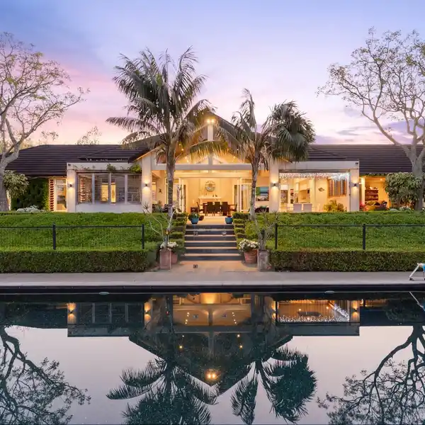 EXCEPTIONALLY DESIGNED RESIDENT WITH SPECTACULAR GARDENS