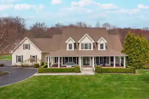 Four-acre Private Retreat