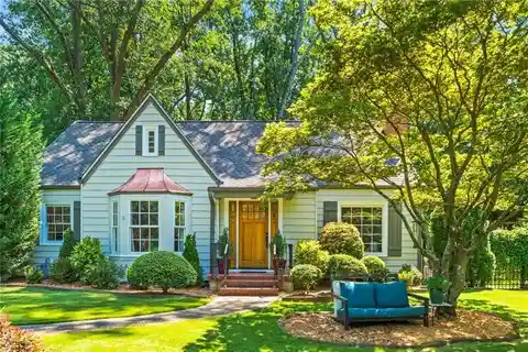 Charming Cottage in the Heart of Virginia-Highland