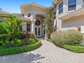 Elegant Pga Estate with Soaring Ceilings