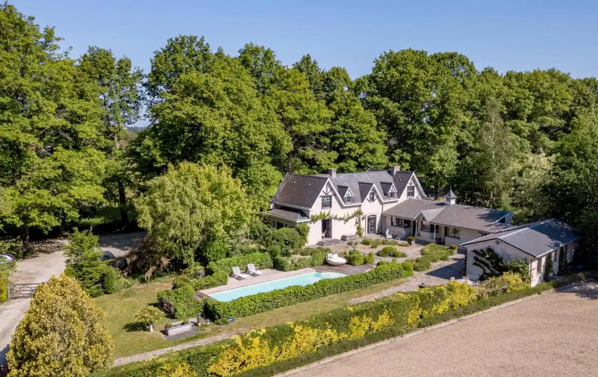 Beautiful and Charming Home and Horse Property