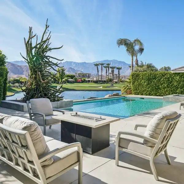 EXQUISITE HOME IN EXCLUSIVE MORNINGSIDE