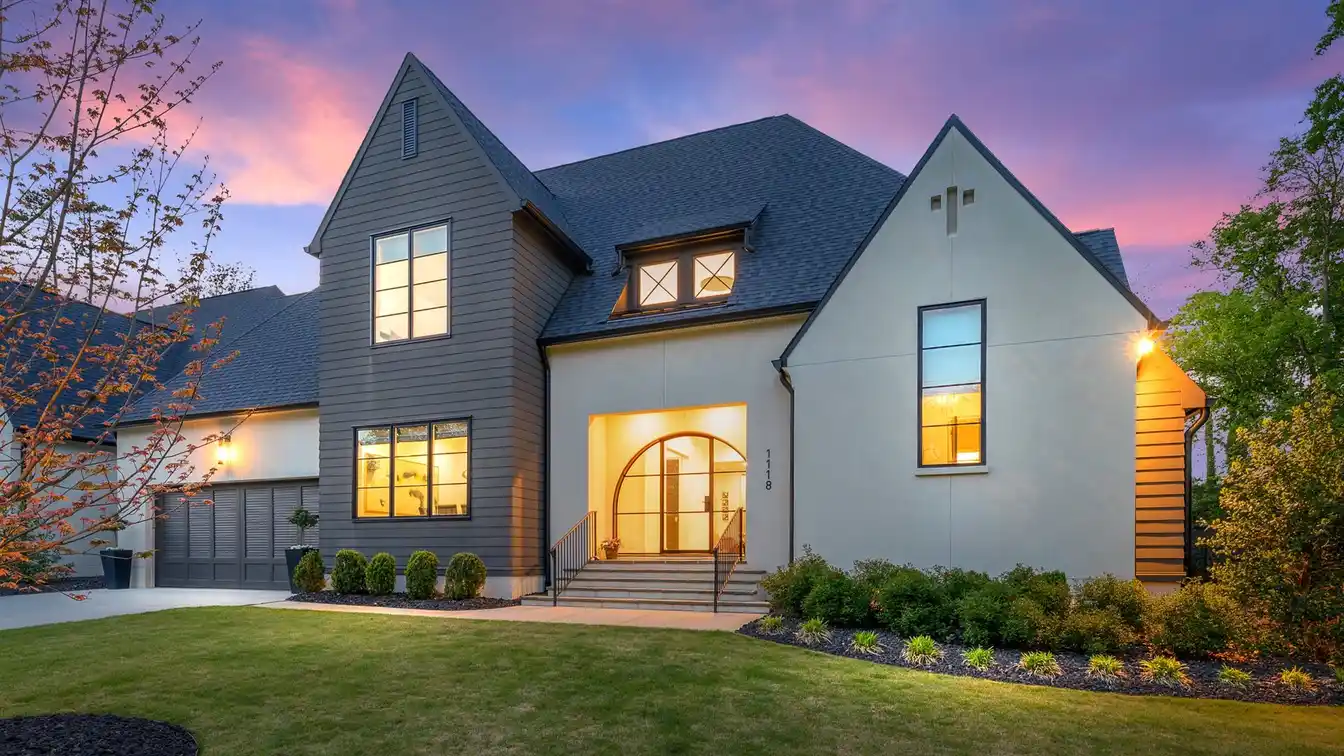 Stunning Custom Built Home in the Strawberry Hill Community