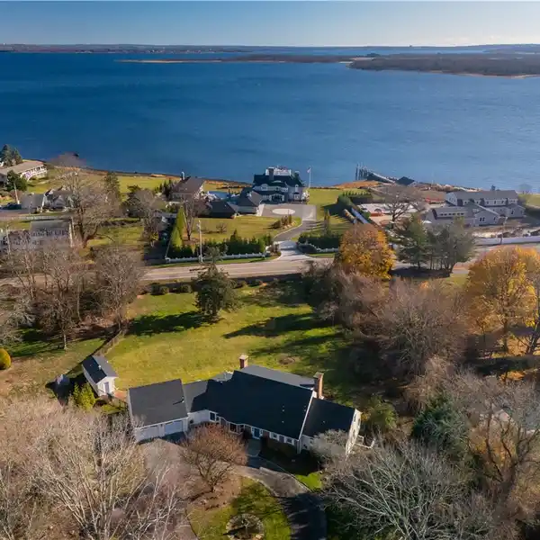 TURNKEY HOME IN DESIRABLE WARWICK NECK