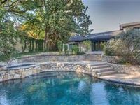 MID-CENTURY MODERN IN WESTOVER HILLS