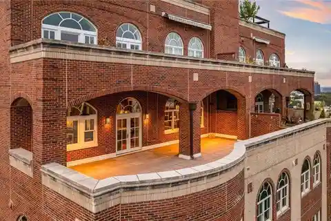 Gorgeous Double Unit at Mathieson Exchange Lofts