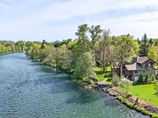 Craftsman-Style Home Along the Famous Rogue River