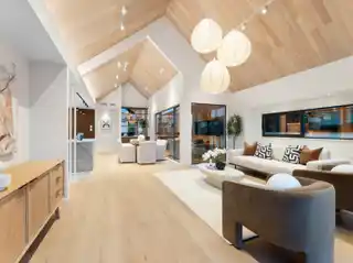 Contemporary Residence Crafted by Award-Winning Architect