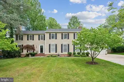Spacious River Falls Home Near Trails & Nature