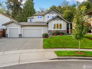 Move-In Ready Home with Den & Modern Upgrades