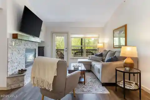 Beautifully Renovated and Maintained Condominium