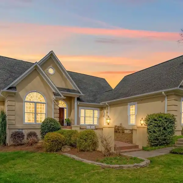 AMAZING GOLF COURSE HOME IN THE GATED CRAMER MOUNTAIN COMMUNITY