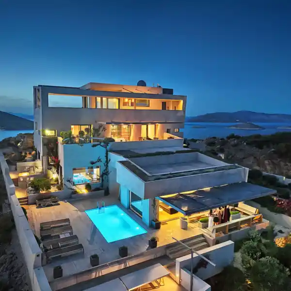 SERENE ESCAPE IN UPSCALE SANCTUARY